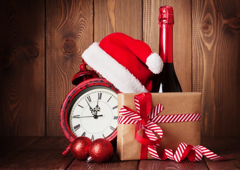 Les incontournables cadeaux de Noël pour les fans de vin en Suisse romande  - Autour du vin - Tasters
